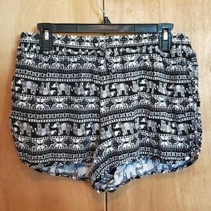 Pink Republic Shorts size XL